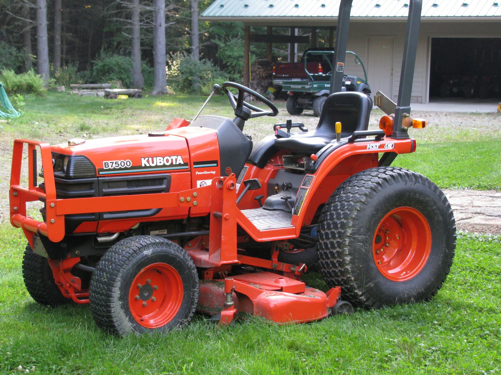 KUBOTA B7500 CZĘŚCI DO SILNIKA